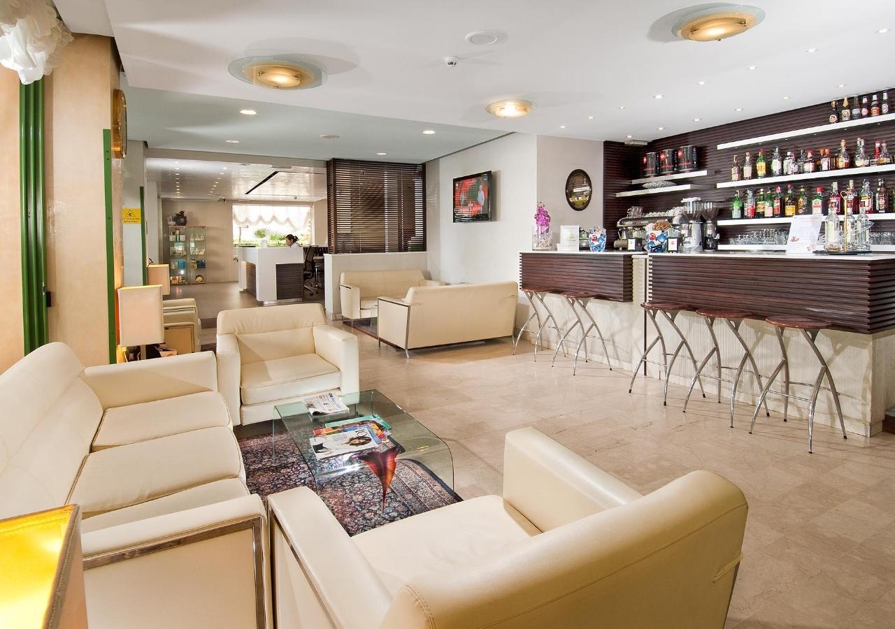 Hotel Poker Riccione Esterno foto